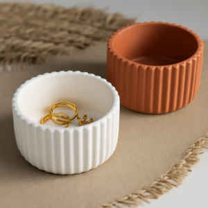 მინიმალისტური კერამიკული ჭურჭელი